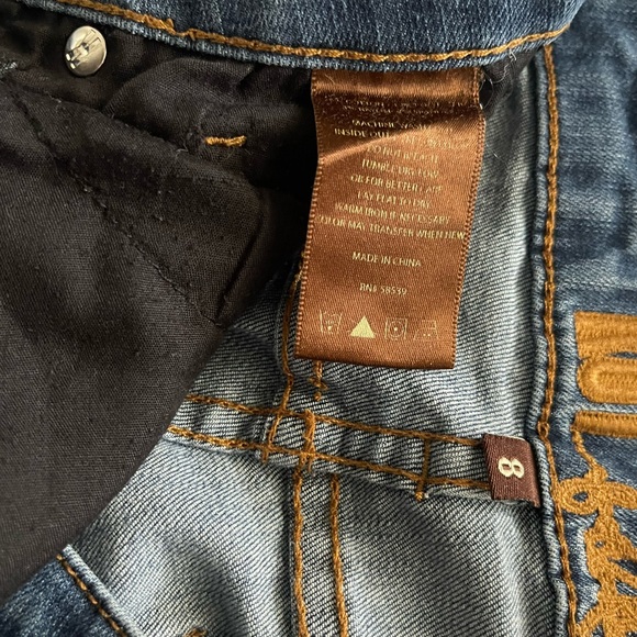 $7 JEANS! Women’s Kut Blue Jeans, size 8 - Picture 2 of 4